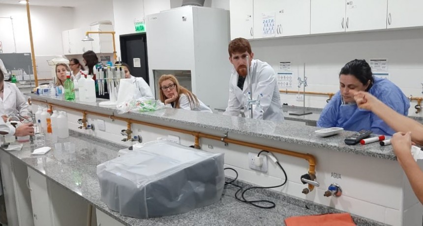 Jornada de trabajo en el laboratorio