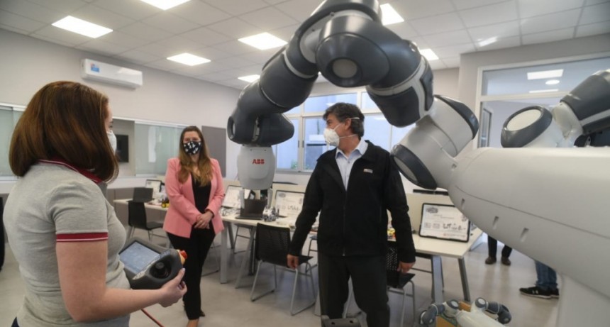 Ternium apuesta a la innovación tecnológica en las Escuelas Técnicas