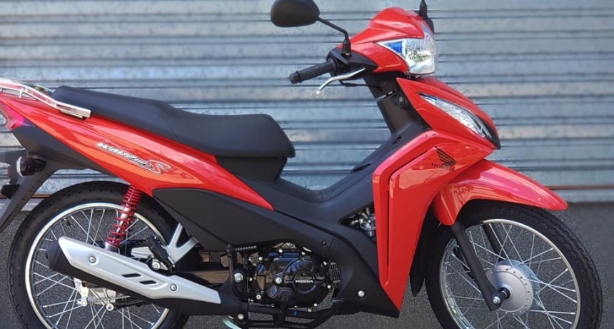 Delincuentes se llevaron una moto