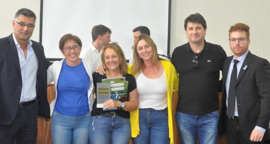 La Subsecretaría de Educación presentó “Docentes que Escriben a Docentes”