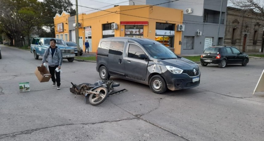 Accidente en la zona céntrica de  Villa Ramallo