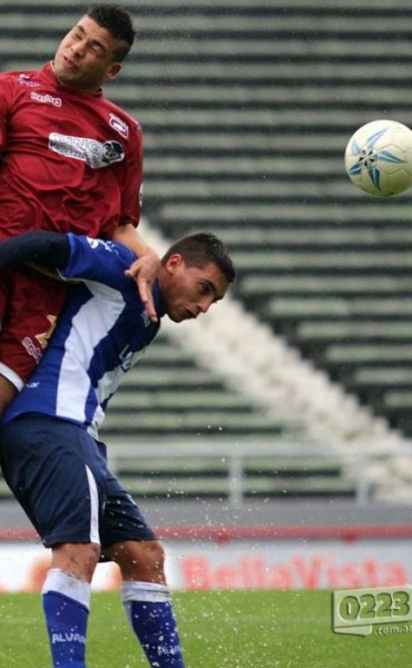 Defensores derrot&oacute; a Alvarado por 3 a 0 en Mar del Plata
