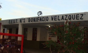 Letreros corpóreos para dos escuelas de FETEC