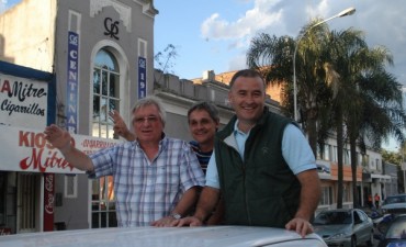 El FpV cerró la campaña con una caravana por las calles de Ramallo