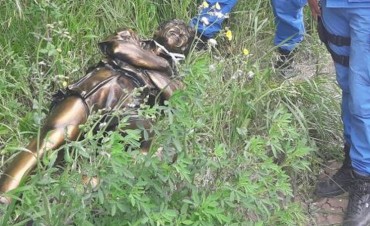 Detienen a un joven de Ramallo por el robo de una estatua en San Nicolás