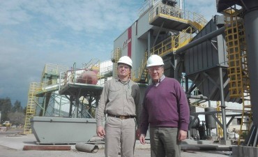 Fiplasto invierte en una planta de biomasa para mejorar su matriz energética apuntando al cuidado del medioambiente