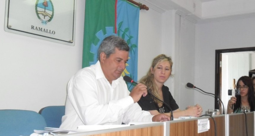 Costoya 'Me parece que hay funcionarios provinciales que se han equivocado con este tema'