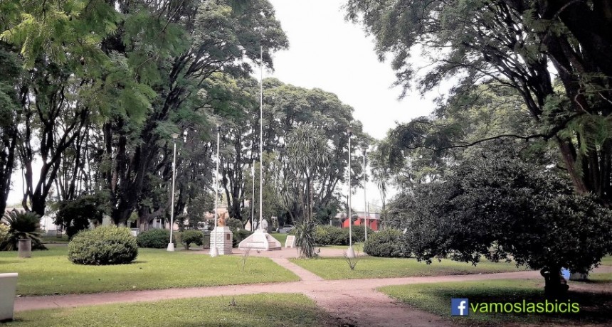 La Municipalidad invierte en el alumbrado de la plaza de Pérez Millán