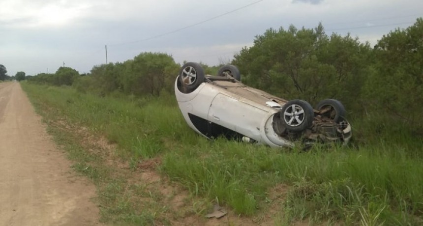 Vuelco en la ruta 1001