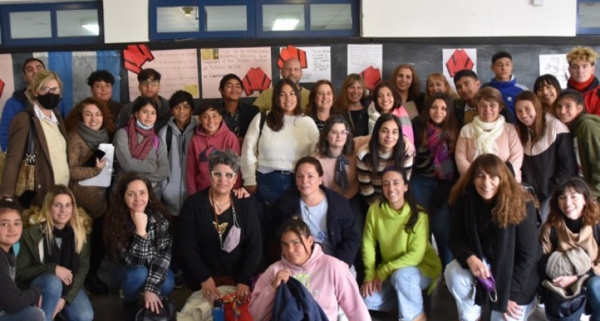 Se inauguran los murales del proyecto “Ellas no estaban pintadas”