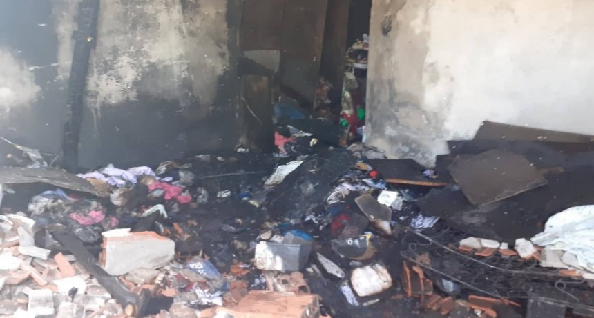 Se incendió una vivienda y fallecieron dos niños en Ramallo