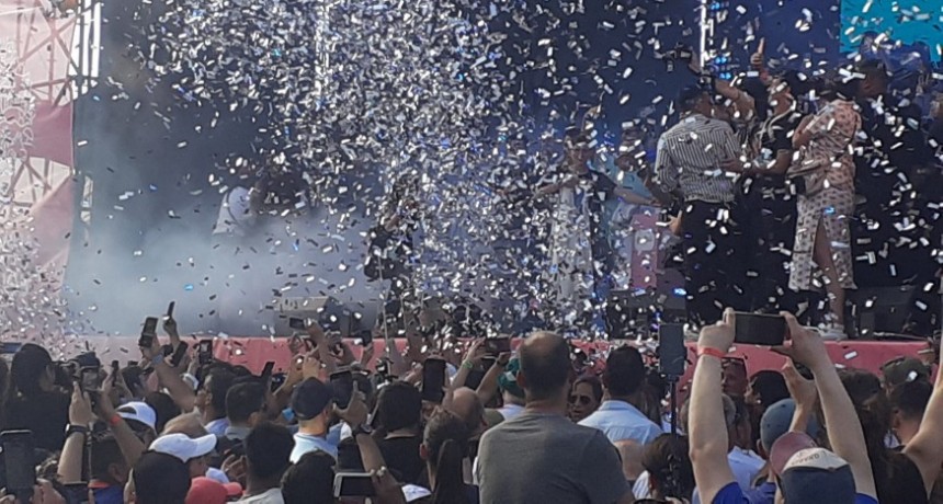 Con la presencia del Gobernador Kicillof y el show de Damas Gratis, se realizó la inauguración oficial de los Juegos Bonaerenses 