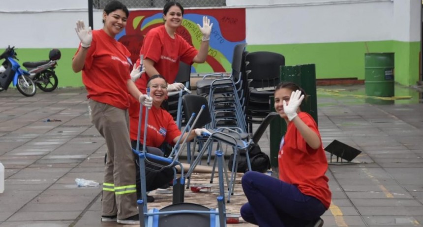 Ternium y la comunidad transformaron una escuela en San Nicolás