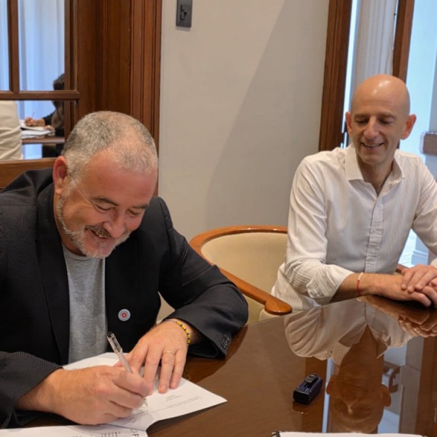 Ramallo recibió 30 hectáreas cedidas por Fiplasto para proyectos sociales