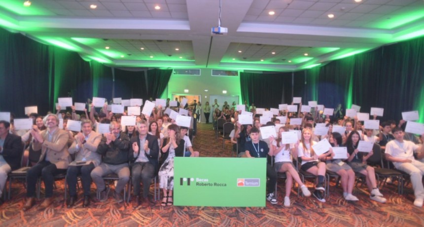 Más de 380 jóvenes recibieron las Becas Roberto Rocca en San Nicolás y Ramallo