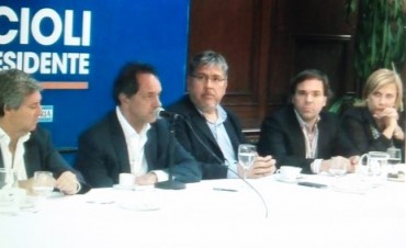 Graciela Rego y legisladores provinciales se reunieron con Daniel Scioli
