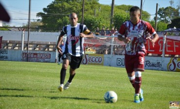 Defensores goleó a La Emilia y a Los Andes se le escapó la clasificación en el final                                                                                    