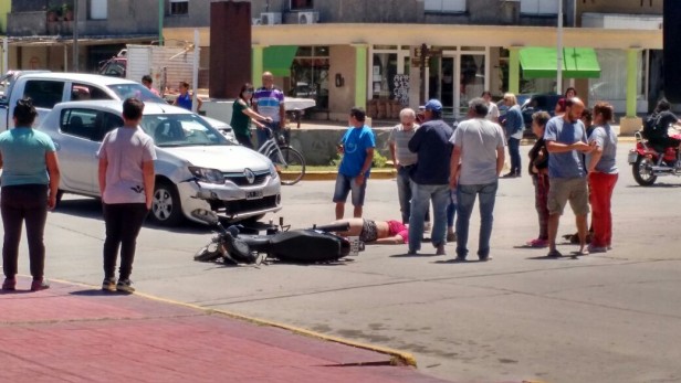 Accidente en pleno centro de Ramallo