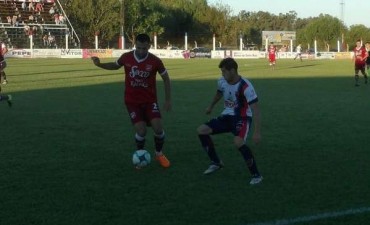 Defensores perdió en Pronunciamiento pero se mantiene segundo