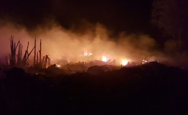 Incendio intencional cerca del arroyo las hermanas