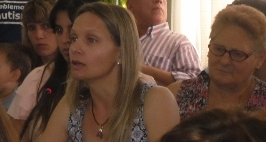 Ricciardelli 'La gente de Ramallo ha venido con sus fundamentos, ha estudiado mucho, para mí fueron muy enriquecedoras las ponencias'