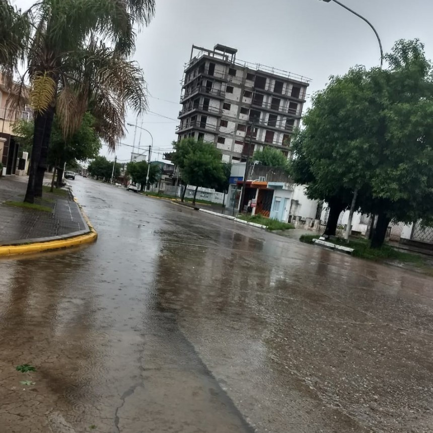 Más de 70 milímetros cayeron en las últimas horas y se esperan más lluvias