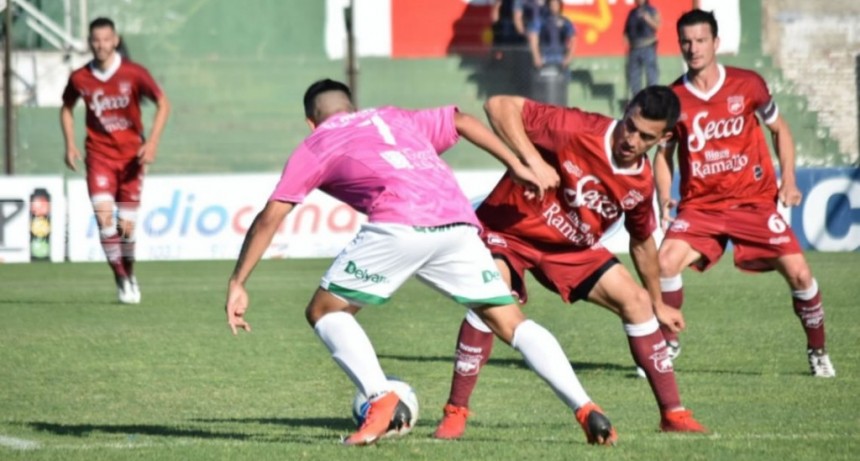 Defensores consiguió un valioso punto sobre la hora en San Francisco