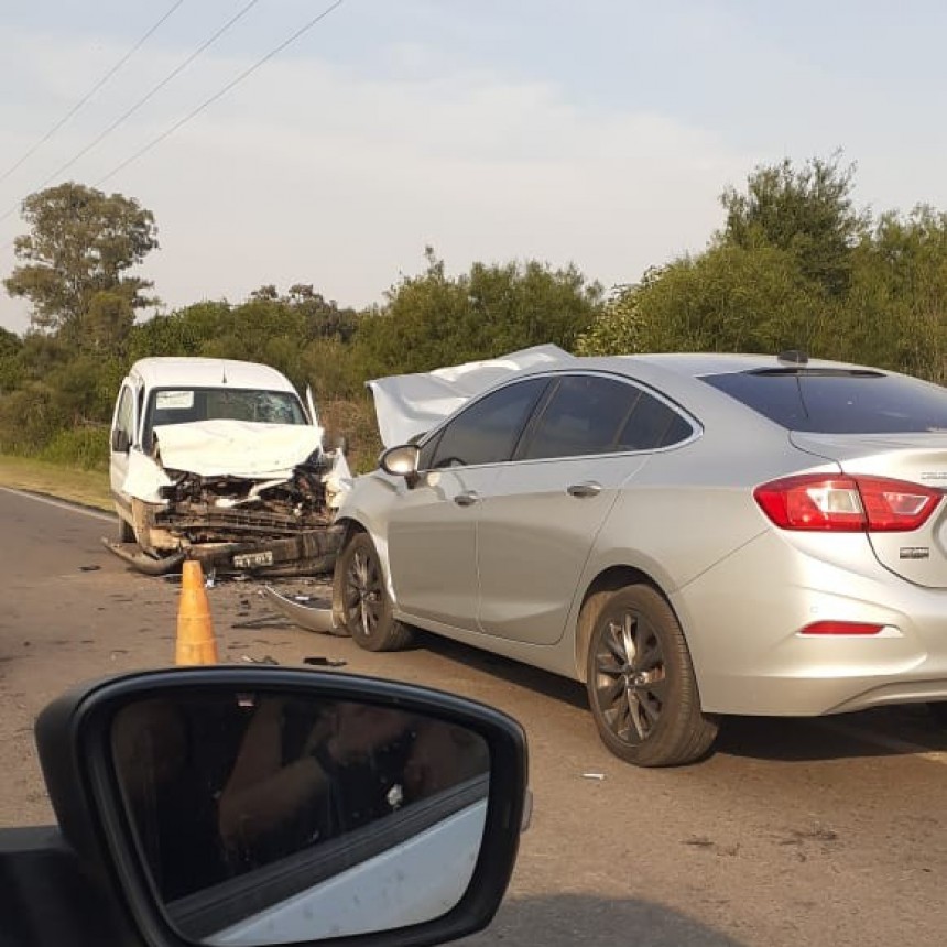 Choque en el camino de la costa a la altura de la virgencita 