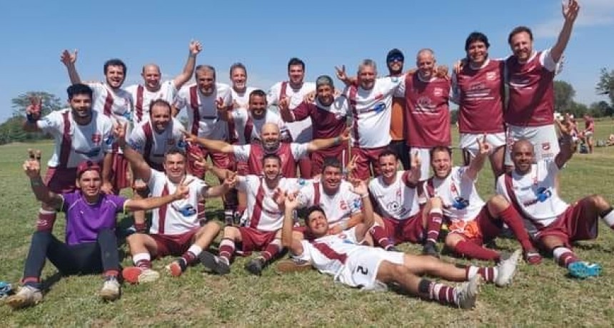 Defensores Campeón Senior en Río Cuarto