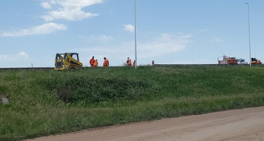 Reparan el acceso de ingreso a Ramallo en ruta 9 y 51