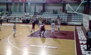 Defensores volvió al triunfo en el Provincial de Básquet