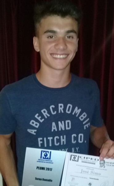 José Simó Plumi de Ramallo y  Jonathan Cerrutti Plumi en Fútbol 