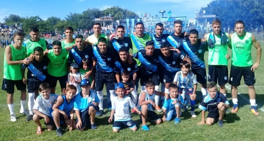 Social derrotó 2 a 1 a Defensores y jugará con Los Andes en semis