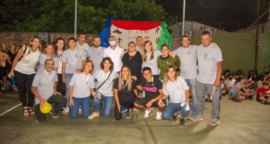 Multitudinario y emotivo cierre del CEF N° 60 