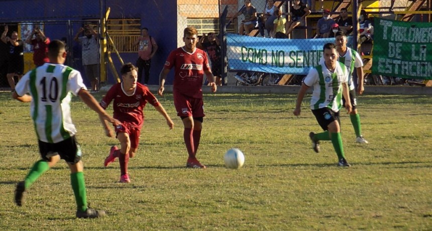 Defensores le empató a Argentino en el descuento 