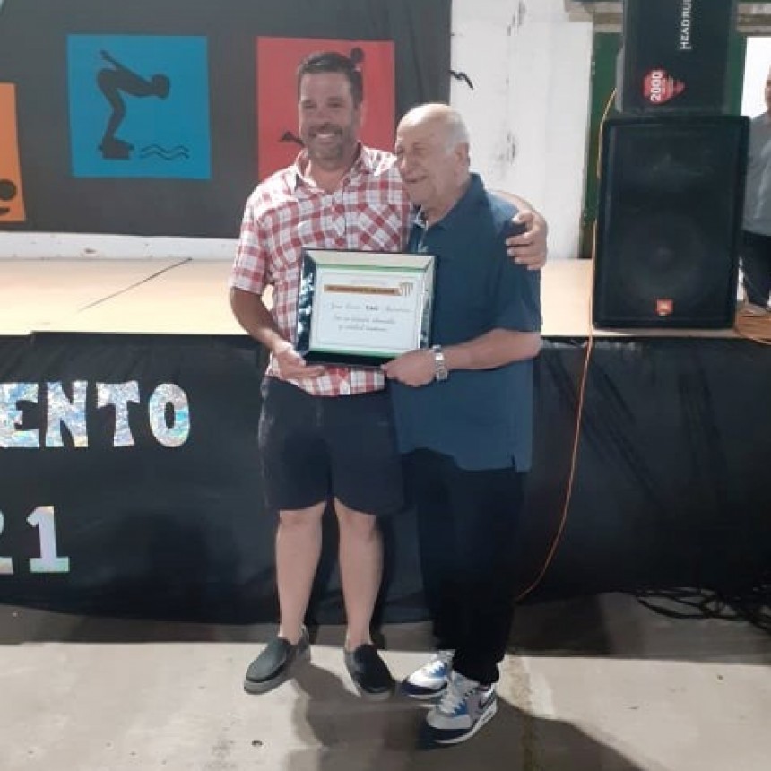 El pico máximo de emoción en la Fiesta de Reconocimiento al Deportista estuvo en el final