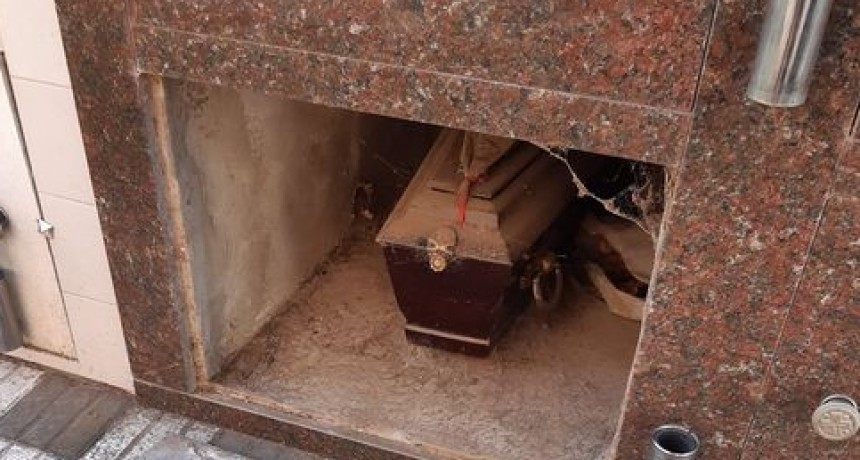 Vandalismo en el cementerio