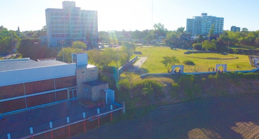 Temporada 2022/23: Está todo listo para que los turistas disfruten del río, la playa y los entretenimientos en la costa