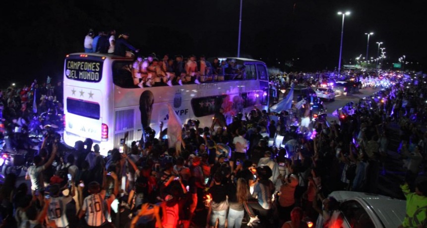 Mauro Poletti contó cómo fue realizar el operativo de seguridad en medio de una marea humana para recibir a la selección Argentina