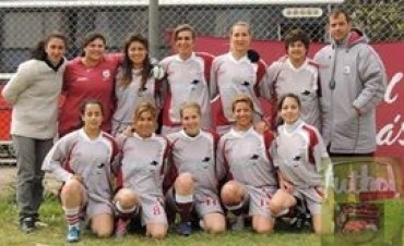 Liga Regional de F&uacute;tbol Femenino : Defensores B alcanz&oacute; la punta