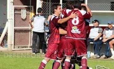 Defensores sumó otro triunfo en el “Salomón Boeseldín”