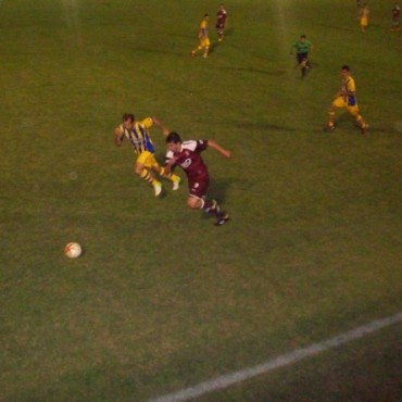 Defensores cay&oacute; ante Juventud Unida de San Luis por 1 a 0