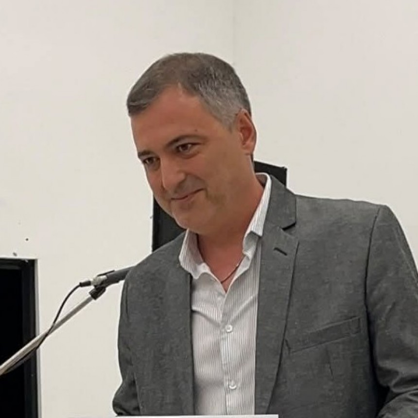 Iribarr&iacute;a: &ldquo;No vamos a bajar la mano en forma autom&aacute;tica, queremos votar a conciencia&rdquo;