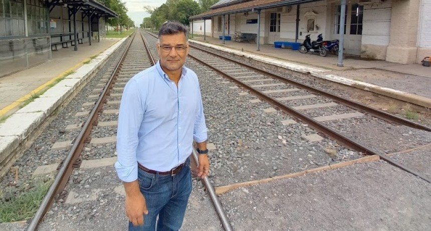 Gustavo Peri&eacute;: 